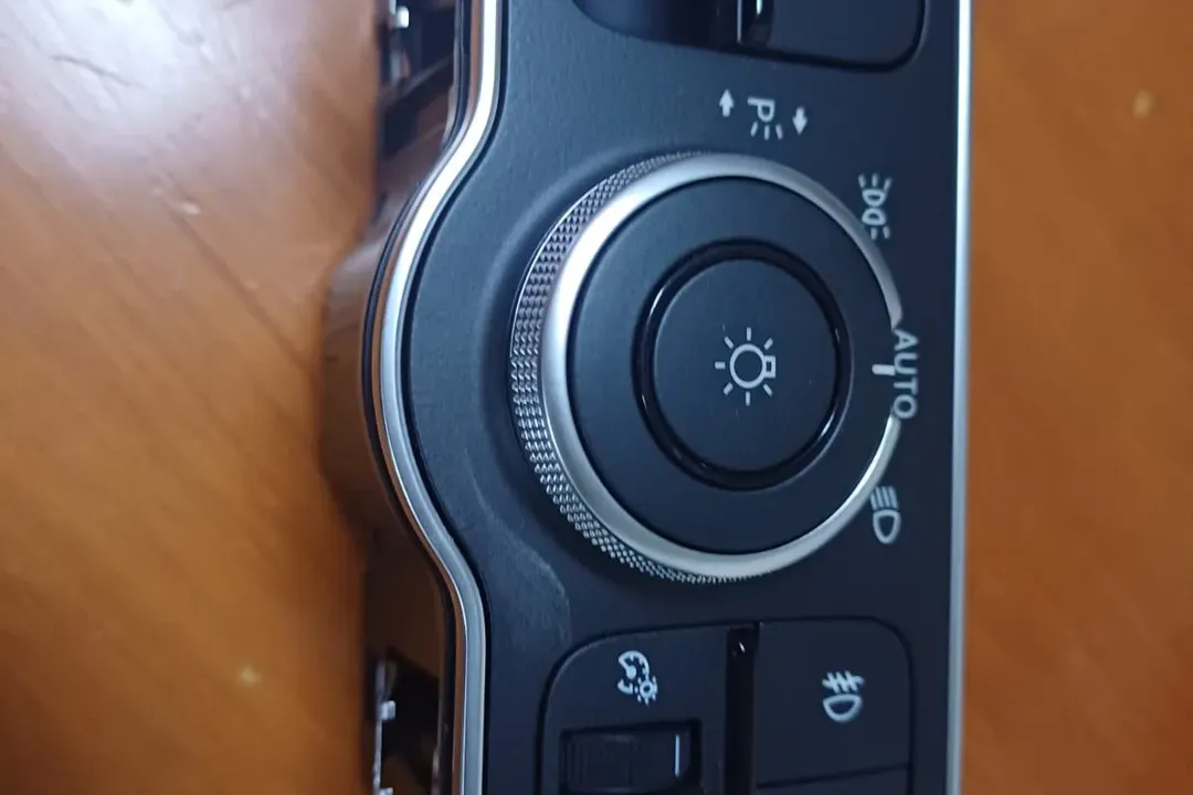 SWITCH  BLOCK